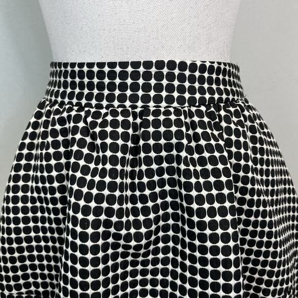 Express Skirt size 4 Black White Polka Dots Above Knee Pleated College Disney - Picture 4 of 7